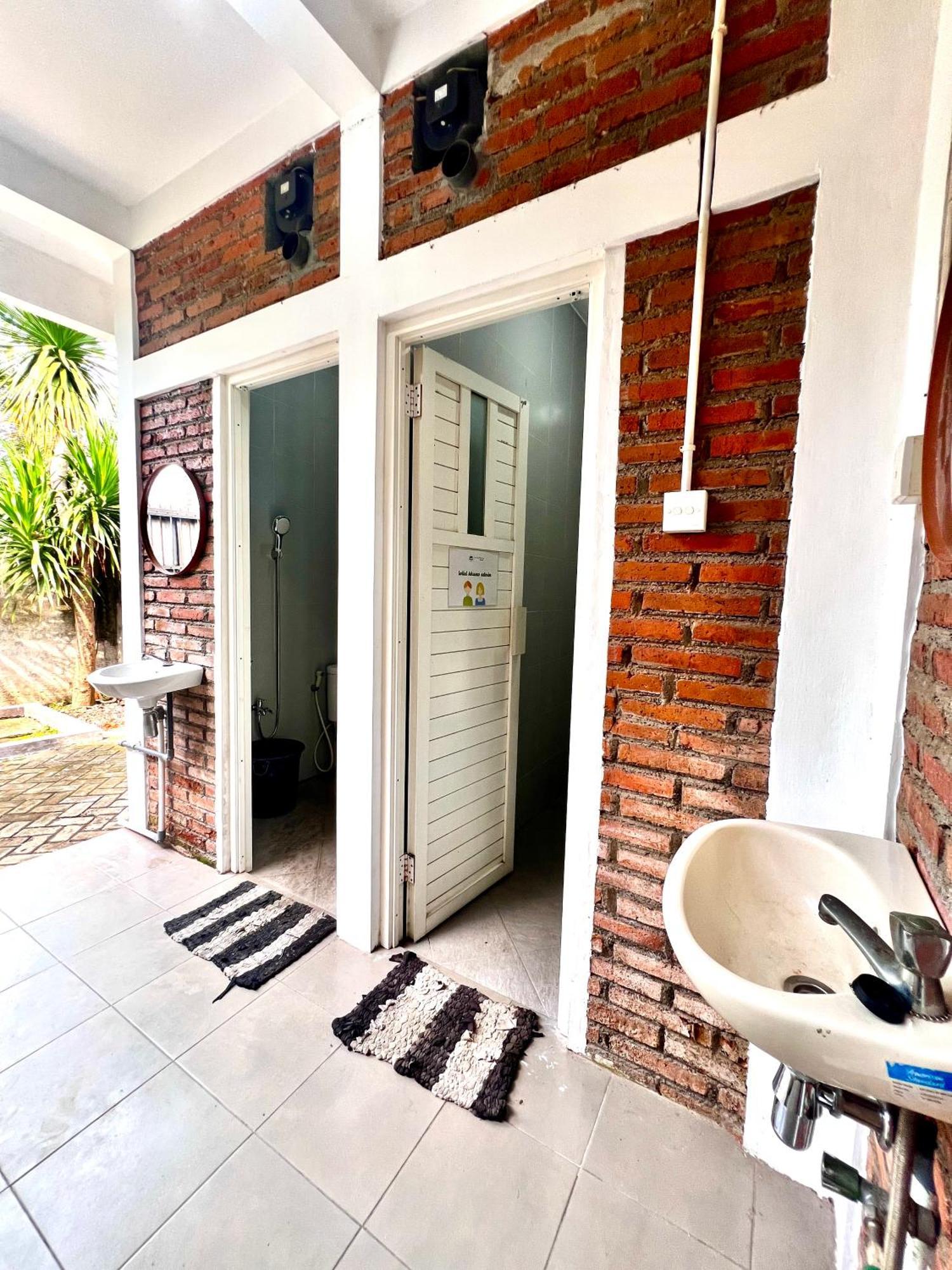 Paddyview By Zzz Hostel Banyuwangi  Bagian luar foto